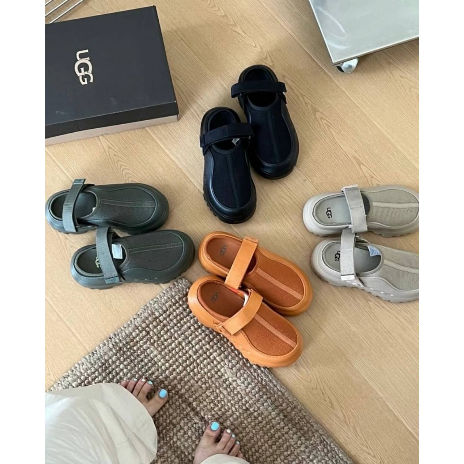 UGG PeakMod Sand