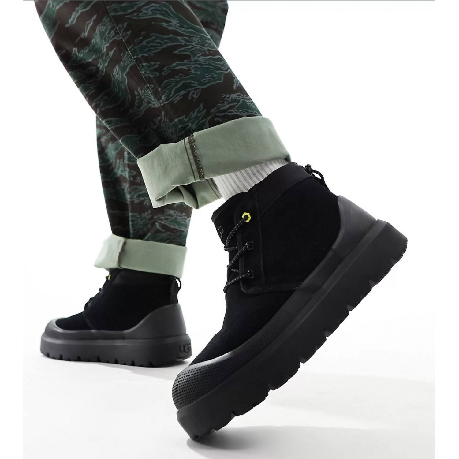 UGG Mens Neumel Weather Hybrid Forest Night Black 