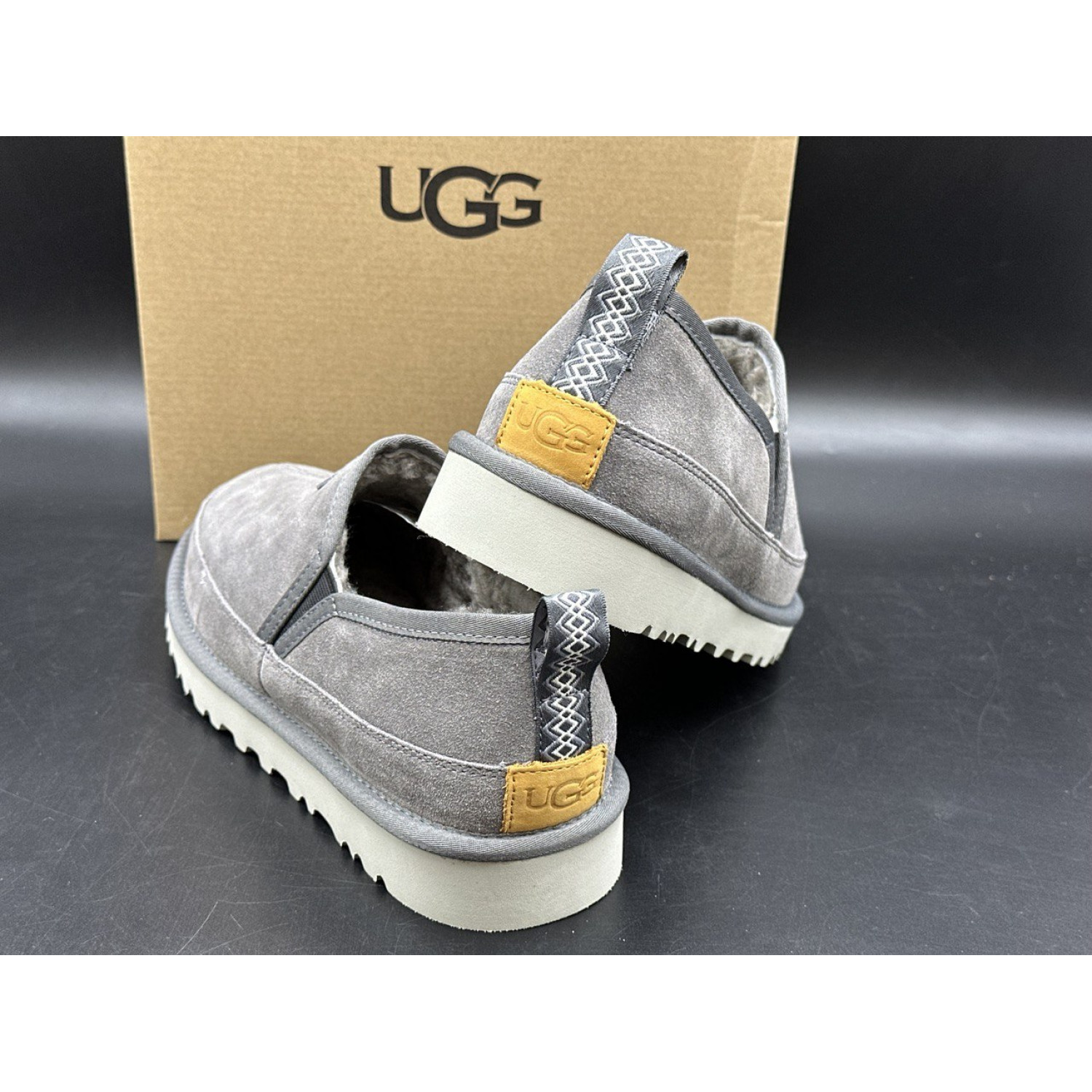 UGG Men's Slippers Romeo Grey 