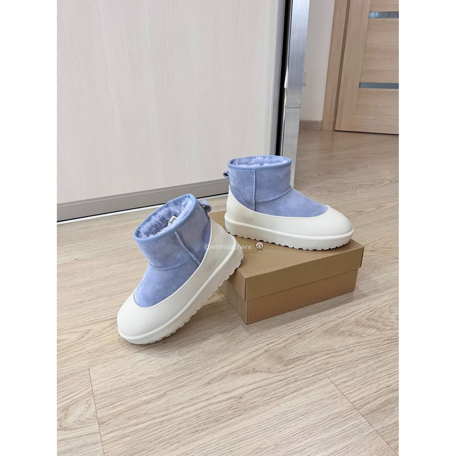 Ugg Boot Guard White