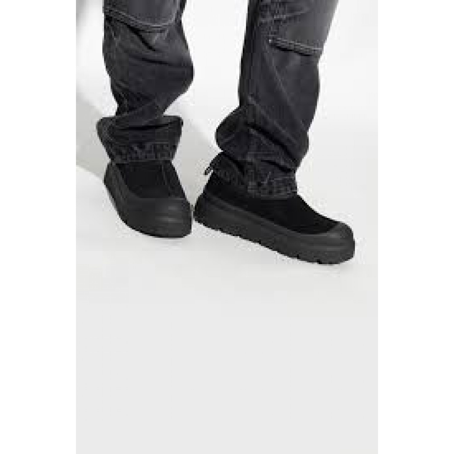 UGG Mens Mini Weather Hybrid Black 