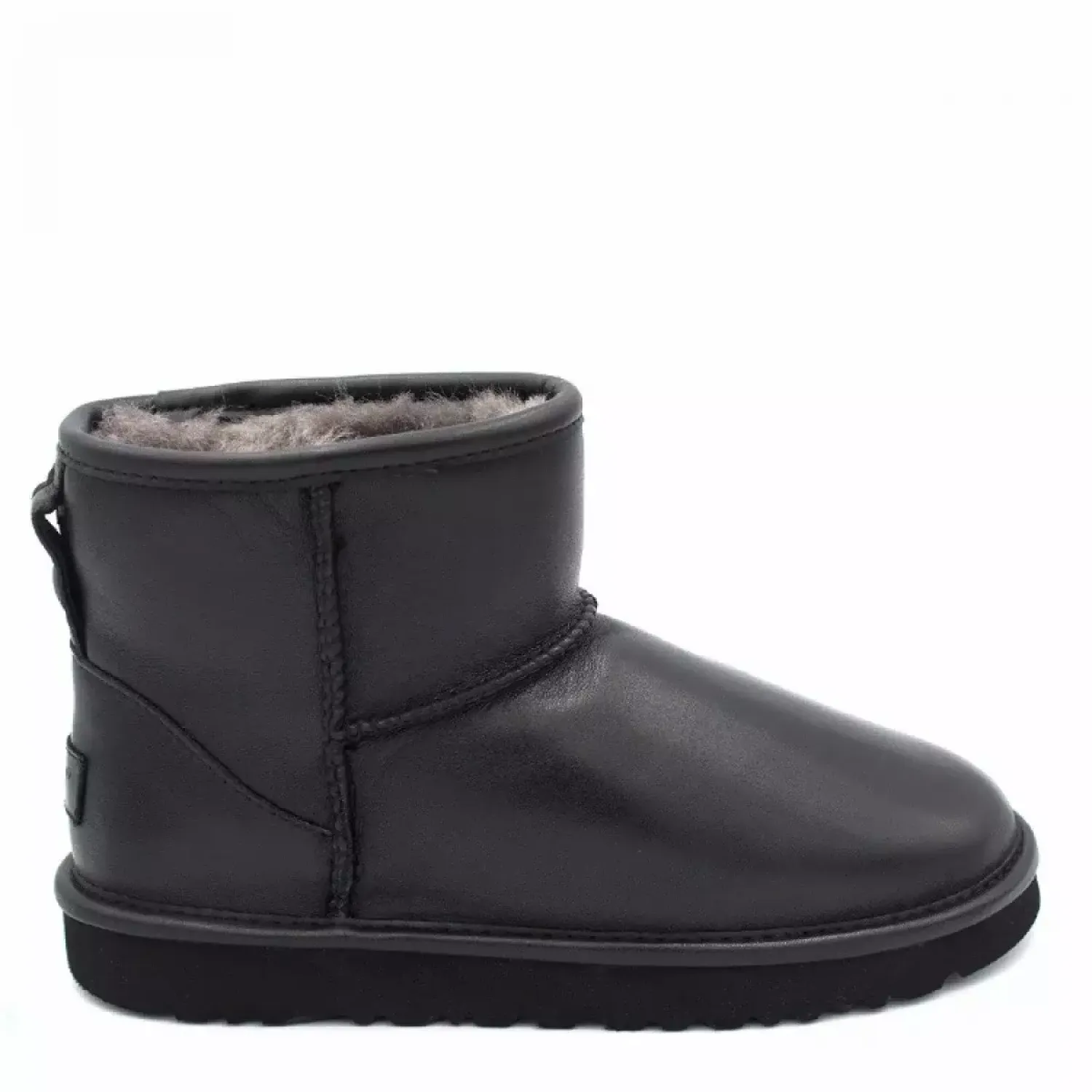 UGG CLASSIC MINI LEATHER BLACK
