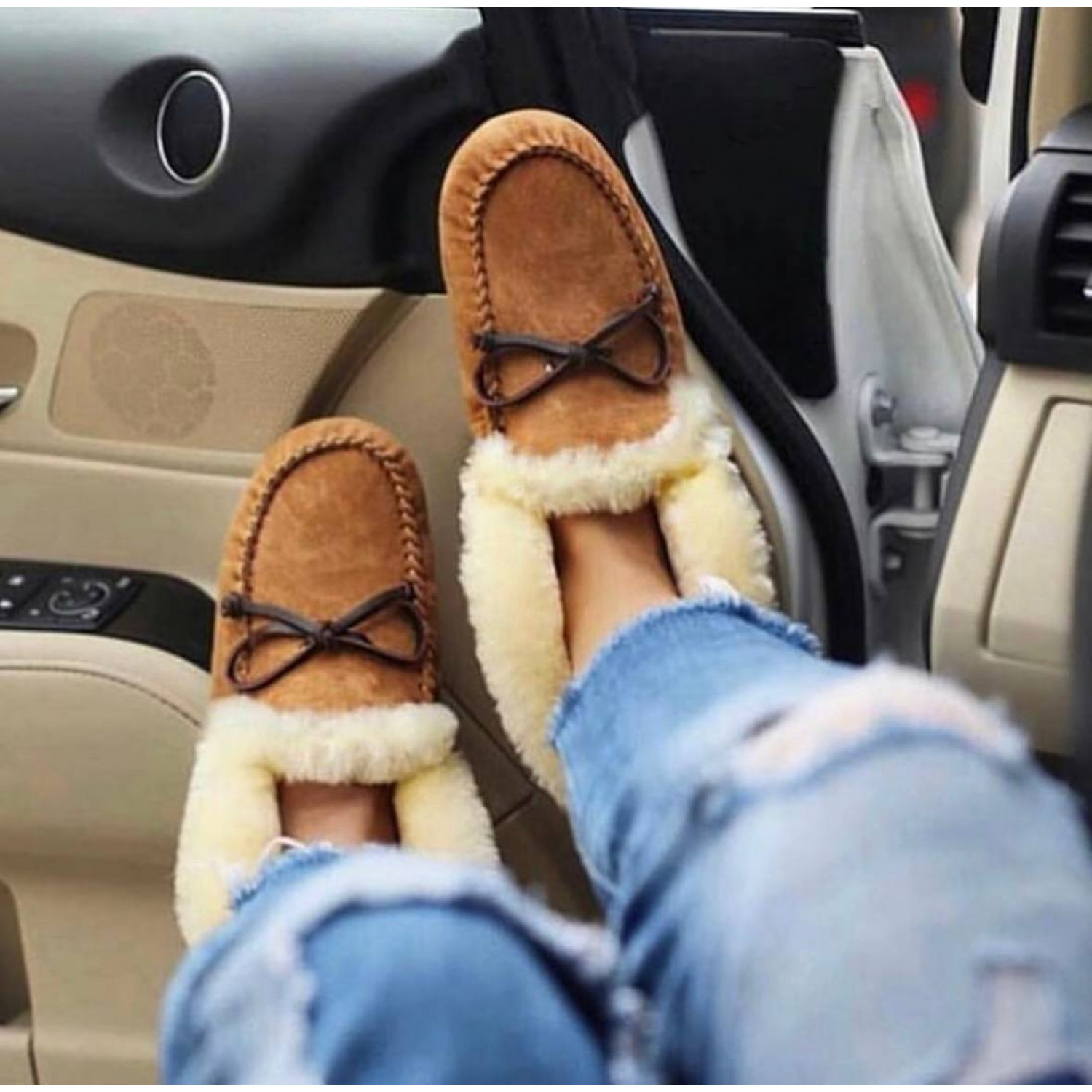 UGG Alena Chestnut