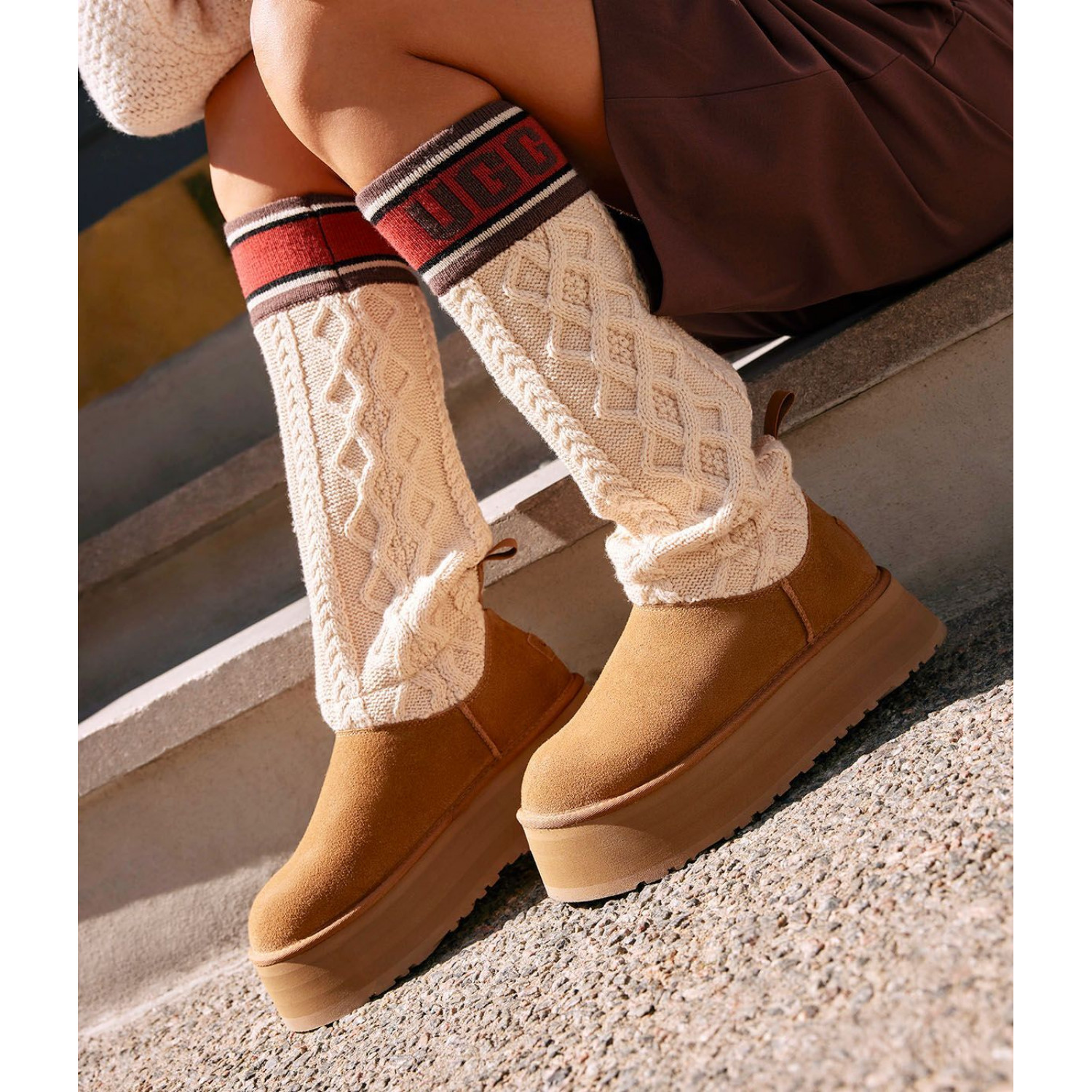 UGG Classic Sweater Letter Chestnut
