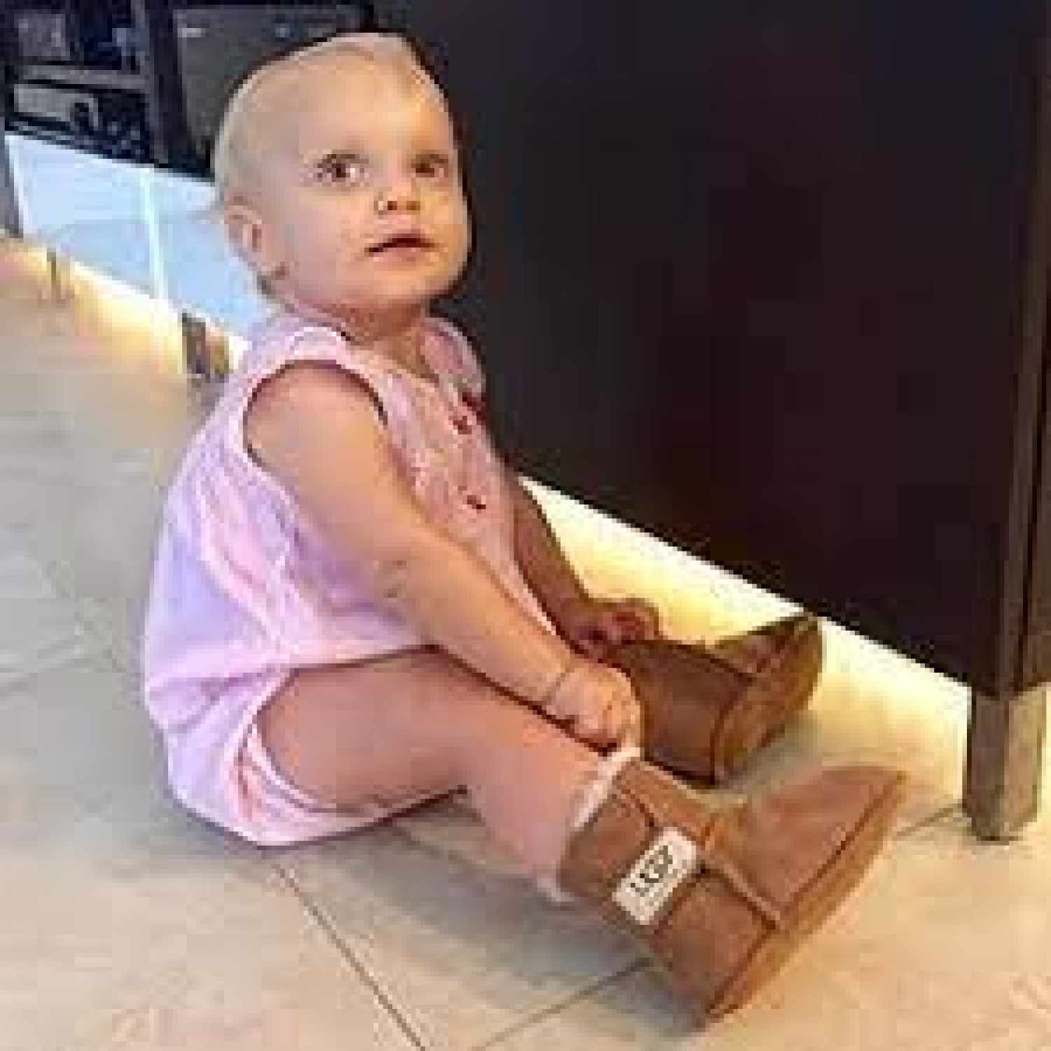 UGG Baby Erin Pink 